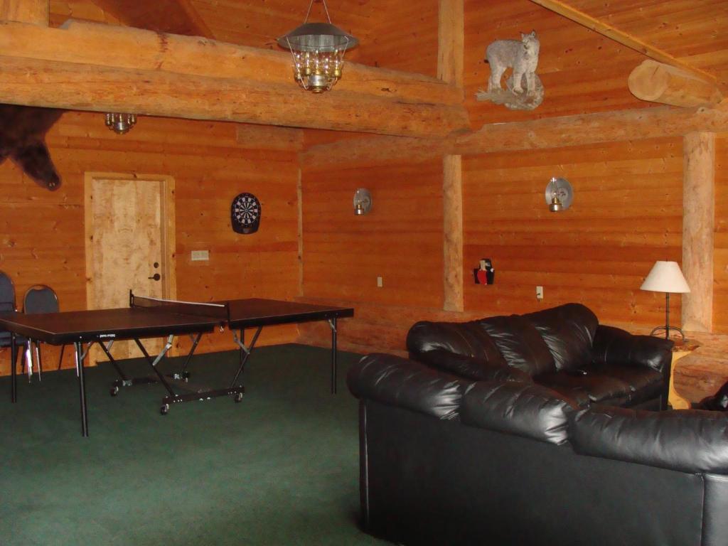 Bear Track Inn 古斯塔夫 外观 照片